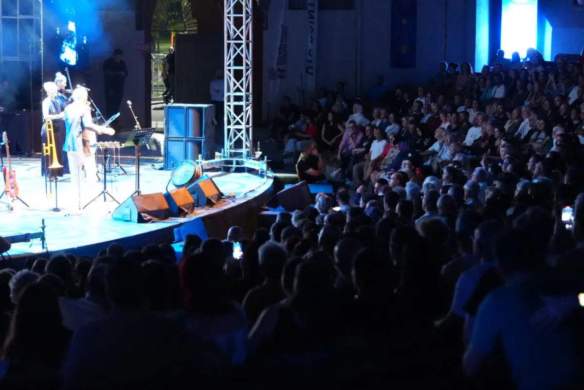 64. Uluslararası Bursa Festivali'nde Fatih Erkoç Sahne Aldı 1 64. Uluslararası Bursa Festivali'nde Fatih Erkoç Sahne Aldı 1