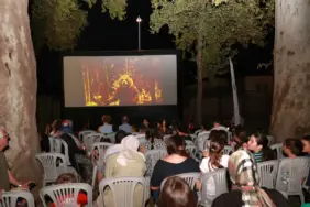 Yazlık Sinema Veysel Karani (2)