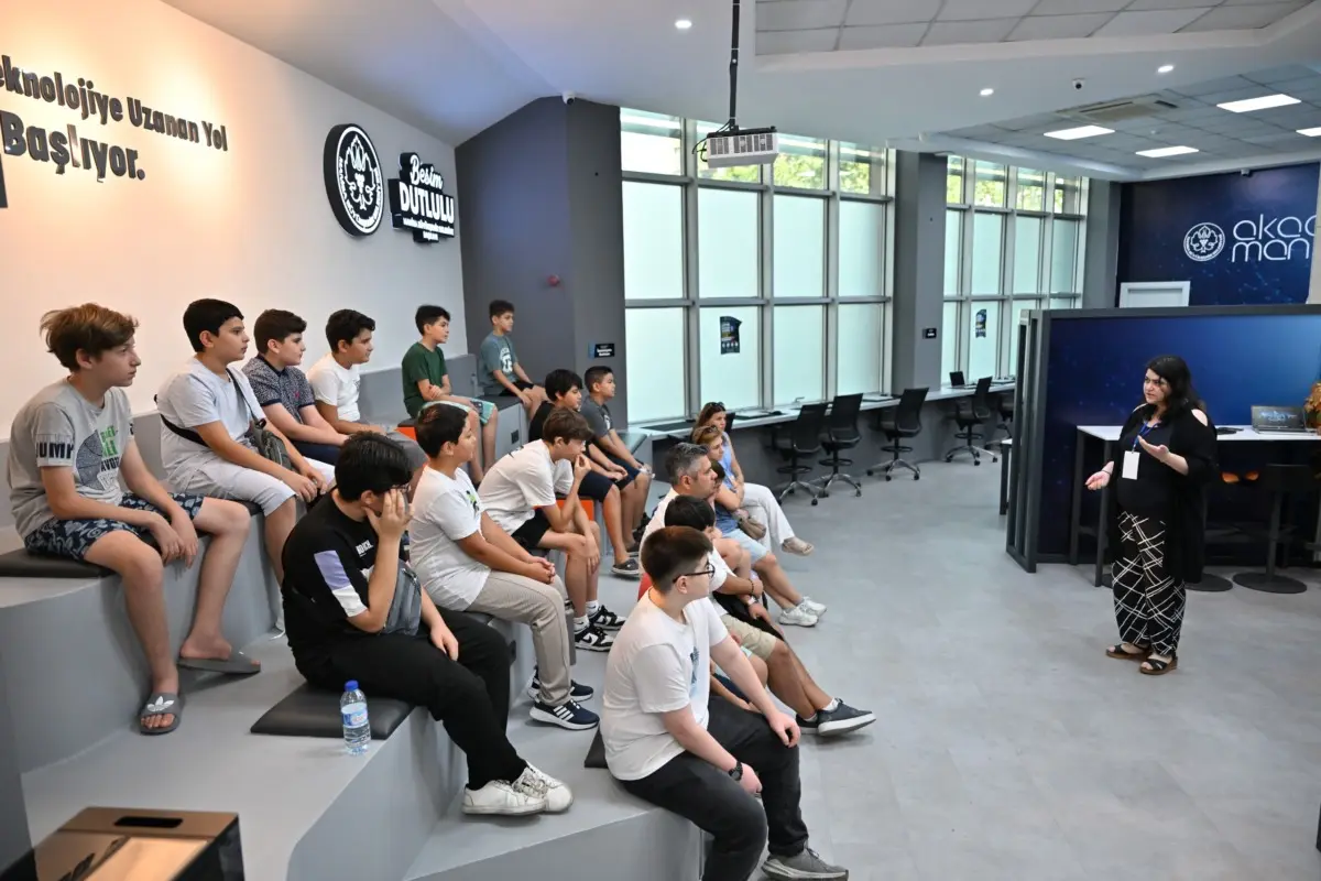 'Akademi Manisa’da Eğitimler Başladı 2