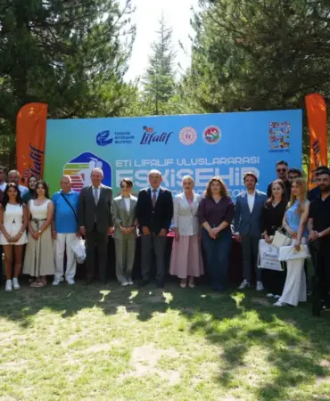 Eskişehir Yarı Maratonu ve Spor Festivali 15-16 Ağustos'ta Düzenlenecek 9 ETİ LİFALİF ULUSLARARASI ESKİŞEHİR YARI MARATONU 15-16 AĞUSTOS'TA SPORSEVERLERLE BULUŞACAK (6)