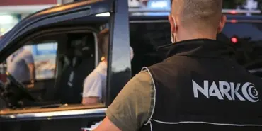 İzmir'de Narkotik Operasyonu: Kenevir ve Silah Ele Geçirildi 5 istanbul-ve-yalova-da-narkocelik-30-operasyonu-1722664723-979_large