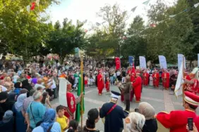 Bursa’da 700 yıllık fetih ruhu marşlarla yaşatılıyor 1