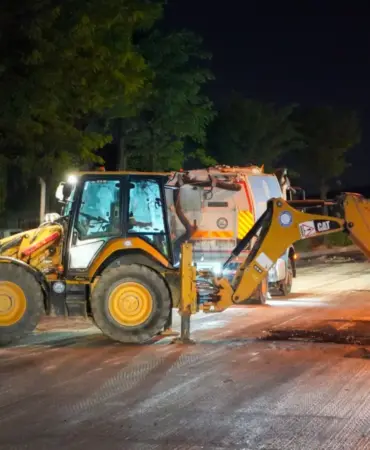 Eskişehir'de Gece Mesaisiyle Asfalt Çalışması Yapıldı 5 BÜYÜKŞEHİR EKİPLERİ SABAHIN İLK IŞIKLARINA KADAR ÇALIŞTI (6)