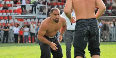 dunya_er_meydani_keciorende_kuruluyor_kecioren.bel.tr_25052