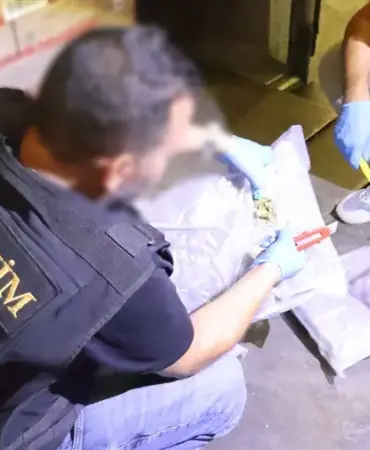 Kapıkule Gümrük Kapısı'nda Dev Uyuşturucu Operasyonu 4 gümrük muhafaza uyuşturucu 2s54f5r8r4 2