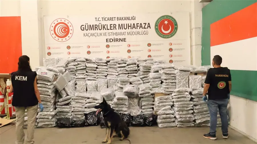 Kapıkule Gümrük Kapısı'nda Dev Uyuşturucu Operasyonu 1