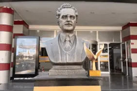 nazım hikmet d25f5g48