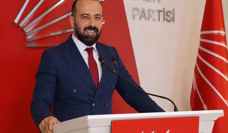 CHP Ağrı Merkez İlçe Başkanlığına Serdar Yılmaz Atandı 1 chp-agri-merkez-e-serdar-yilmaz-atandi-1786977537-109_large