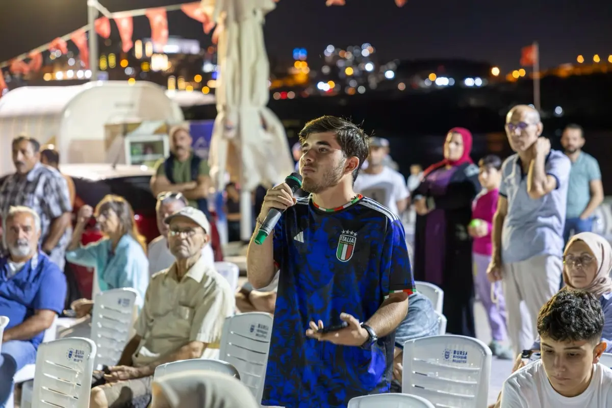 Gemlik'te Marmara Depremi'nin Yıl Dönümünde Depremsellik Paneli Düzenlendi 1 Gemlik'te Marmara Depremi'nin Yıl Dönümünde Depremsellik Paneli Düzenlendi 1