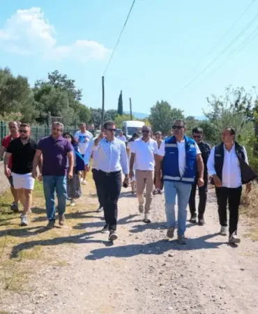 Başkan Mandalinci Saha Çalışmalarını Karaova’da sürdürdü (3)