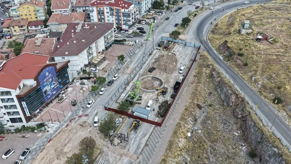 Dikimevi-Natoyolu Raylı Sistem Hattında Çalışmalar Sürüyor 1 Dikimevi-Natoyolu Raylı Sistem Hattında Çalışmalar Sürüyor 1