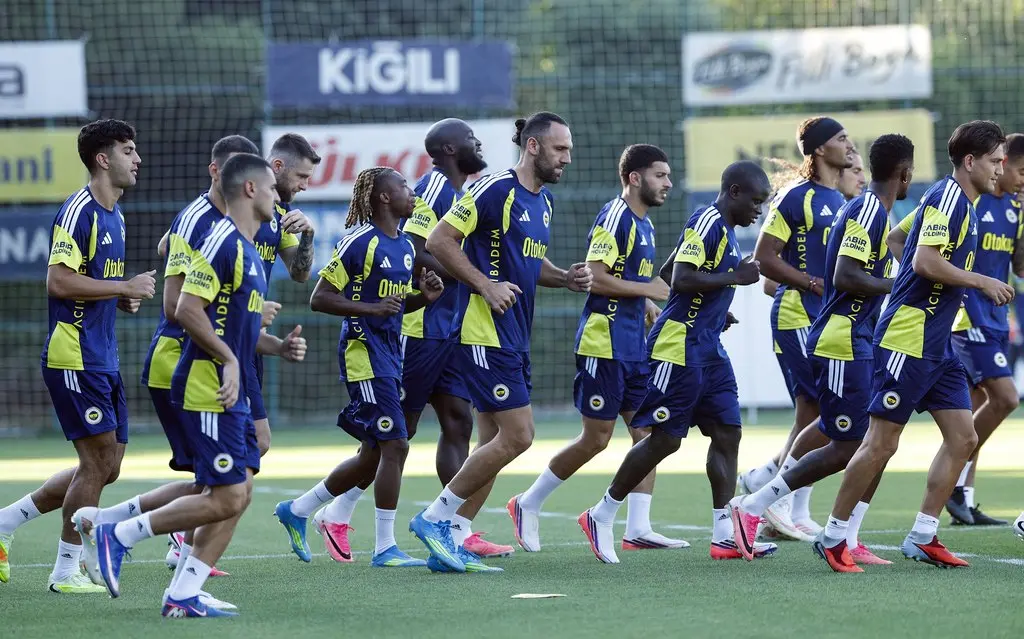 Fenerbahçe, Lyon Rövanşı Hazırlıklarını Sürdürüyor... Maç Ne Zaman, Saat Kaçta, Hangi Kanalda? 1
