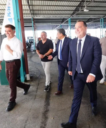 Manisa Perşembe Pazarı’nda 500 Araçlık Otopark Hizmete Açıldı 8 Perşembe Pazarı’ndaki 500 Araçlık Otopark İlk 2 Saat Ücretsiz Hizmete Açıldı (5)