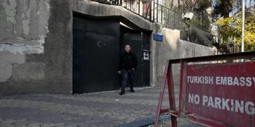 Suriye Vatandaşlarına Vize Düzenlemesi: Kara Hudut Kapılarında da Geçerli Olacak 1 sam-buyukelciligi-12-yil-sonra-aciliyor-1734180629-835_large