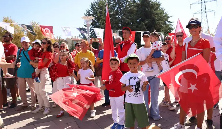 30 Ağustos Zafer Bayramı Çankaya’nın Dört Bir Yanında Kutlanacak 1 ARŞİV-30 Ağustos Zafer Bayramı (1)